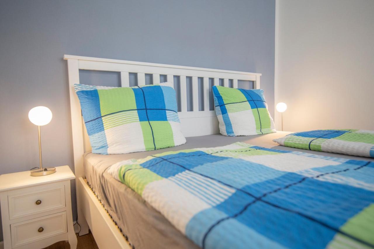 Apartment Mit Kleinem Innenhof Im Erdgeschoss Fuer Bis Zu 4 Personen Klotten Eksteriør bilde