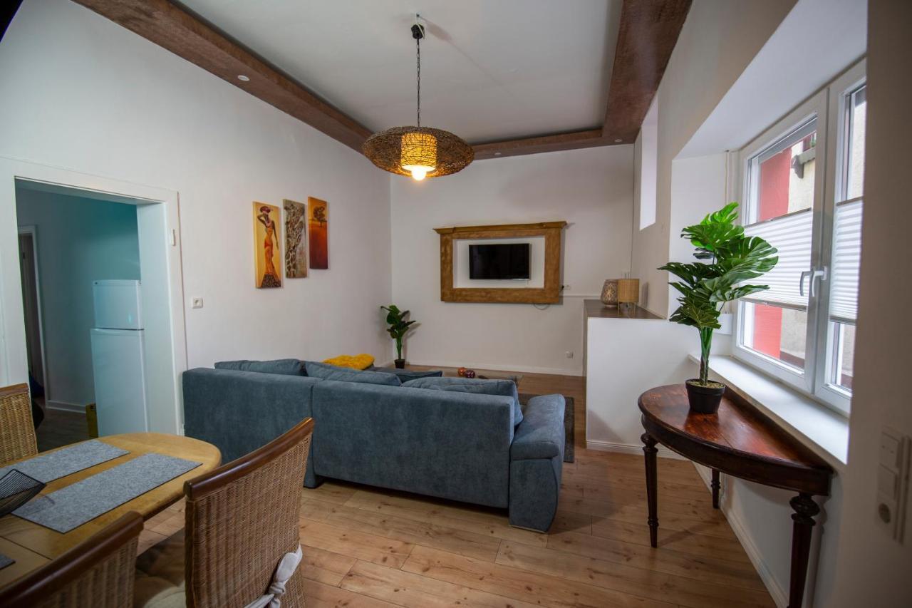 Apartment Mit Kleinem Innenhof Im Erdgeschoss Fuer Bis Zu 4 Personen Klotten Eksteriør bilde